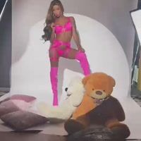 Video Hillary Brasiliana