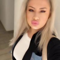 Video Anna Doll